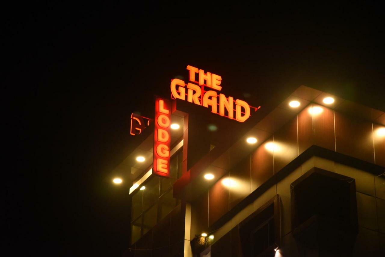 Hotel Grand Kubera Чикмагалур Экстерьер фото